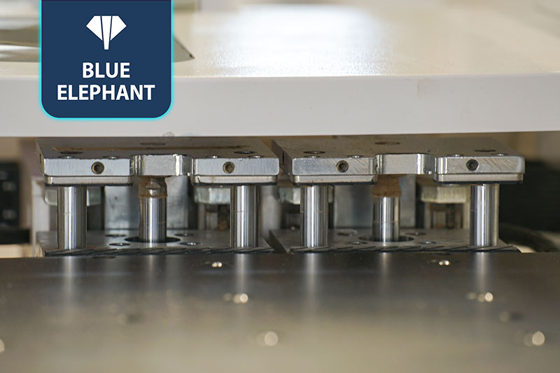 單鉆包自動(dòng)換刀六面鉆 單鉆包自動(dòng)換刀六面鉆