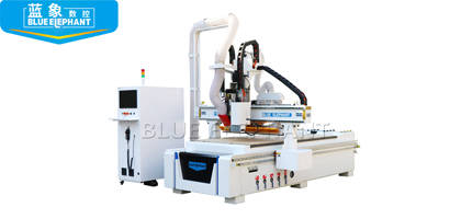 無孔工藝開料機為什么能快速代替其他隱形件？